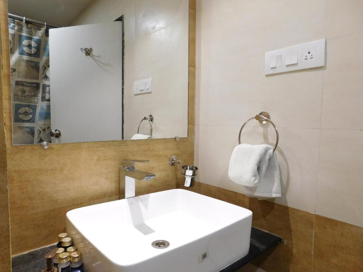 Mundra Hotel Shiva Club And Resort المظهر الخارجي الصورة